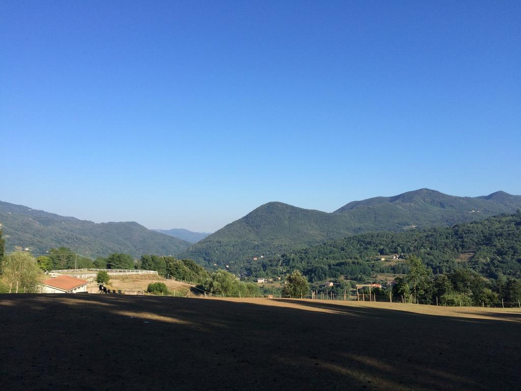 فيلا San Pietro Varaفي Agriturismo Dei Legi المظهر الخارجي الصورة