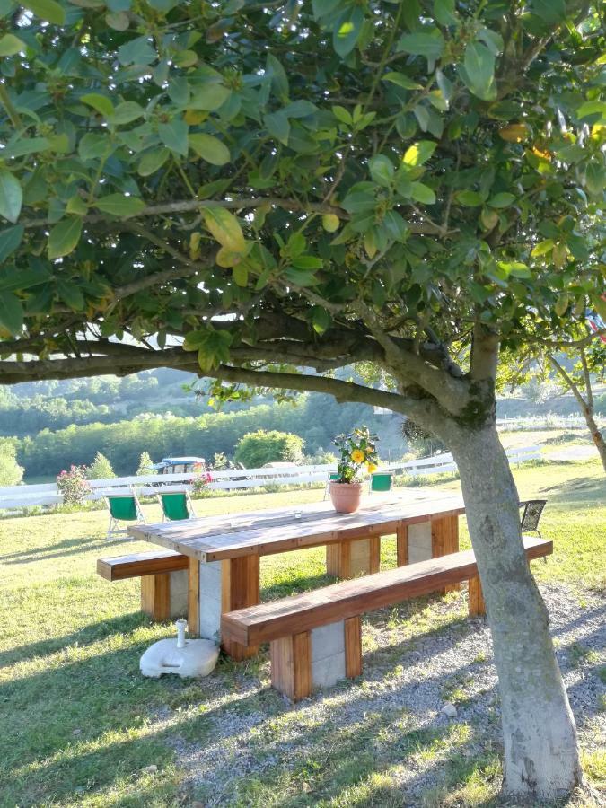 فيلا San Pietro Varaفي Agriturismo Dei Legi المظهر الخارجي الصورة